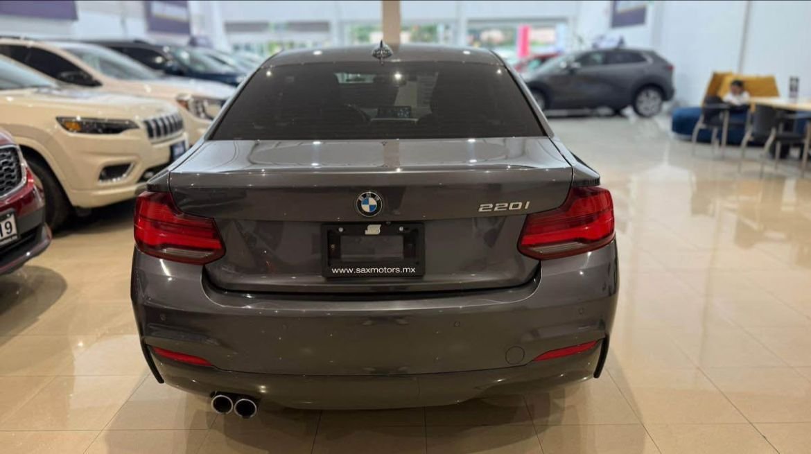 BMW Serie 2 220i 2021 Gris (1)