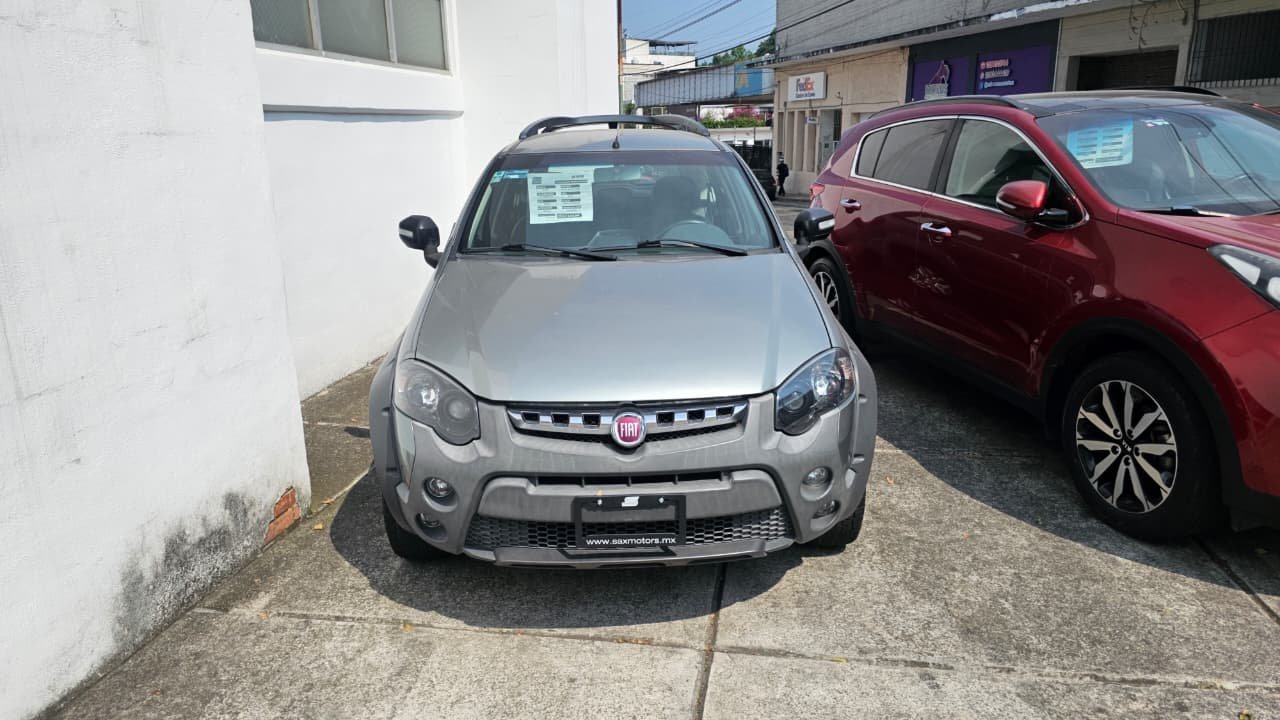 Fiat Palio Adventure AT 2017 Gris (1)