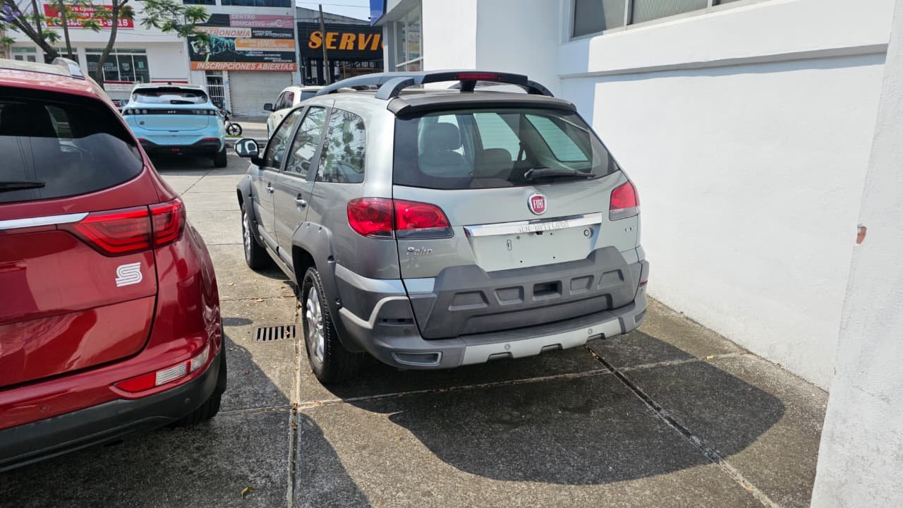 Fiat Palio Adventure AT 2017 Gris (4)