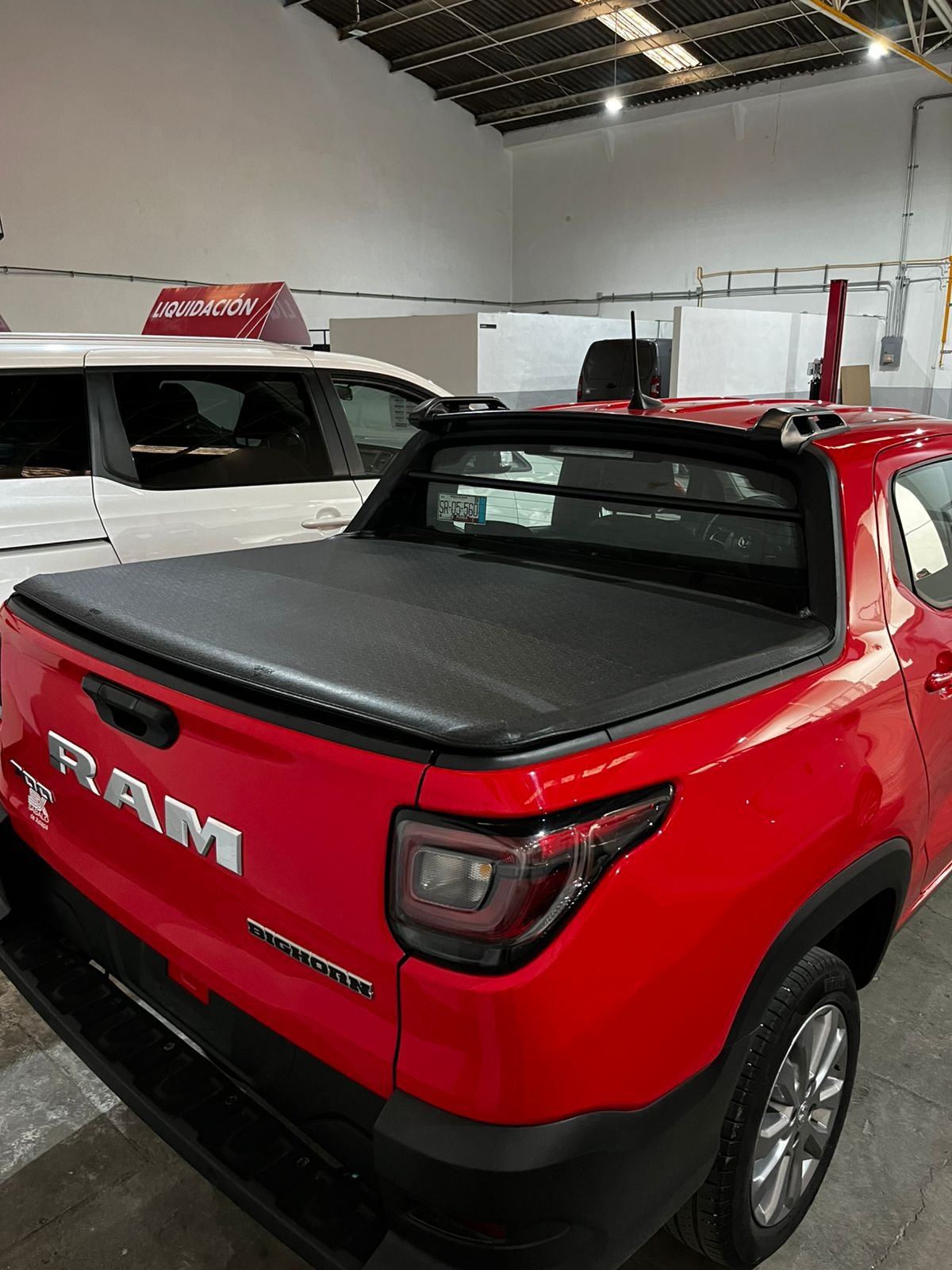 Ram 700 Bighorn At 2025 Rojo (7)